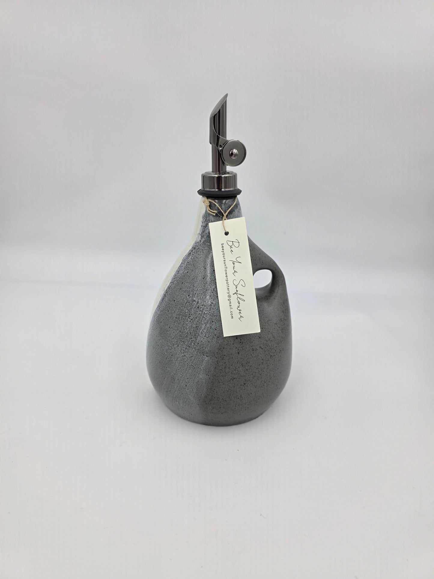 Oil/Vinegar Pour- Gray/White