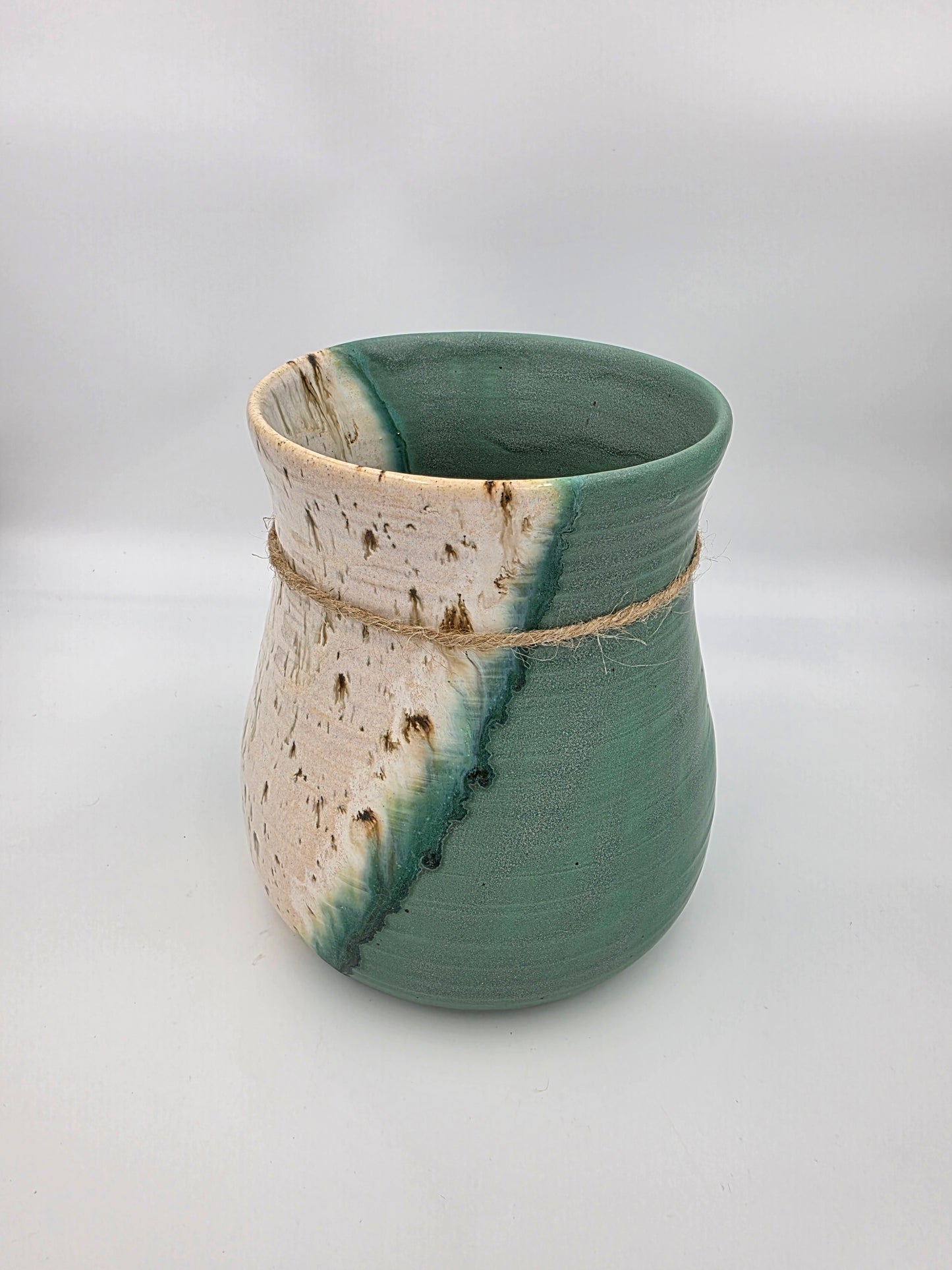 Utensil Crock/Flower Vase- Patina/Sand Cream
